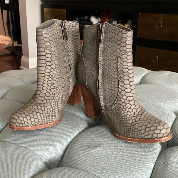 Joie Grey Snakeskin Heeled Ankle Boot - Picture 1 of 15